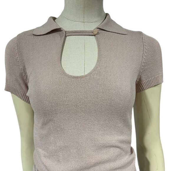 Revolve Bebe Vintage Silk Blend Neck Closure Ribbed Short Sleeve Polo Shirt - Picture 5 of 9